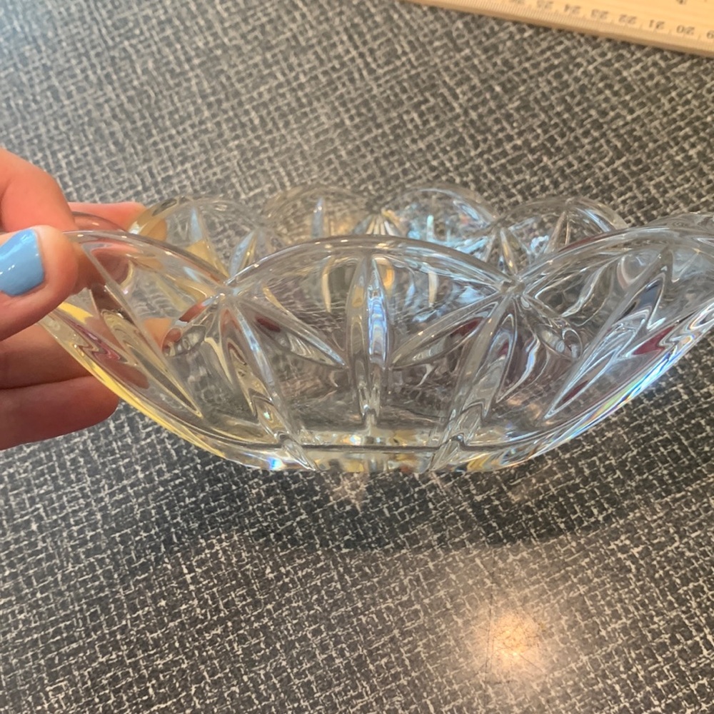 *4/$20* Mikasa Crystal tripoint triangle bowl